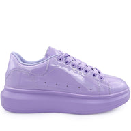 Lori Sneaker - Just Like Us